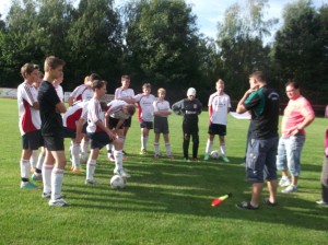 Training Fußball 1. Mannschaft @ Sportplatz