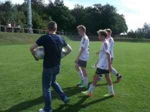 Training Fußball 1. Mannschaft @ Sportplatz